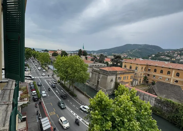 Sea Port 5 Terre לה ספציה